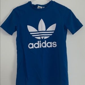 Adidas t-shirt